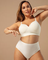 Ensemble 2 Soutien - Gorge Confort Formant Sans Fil et 2 Culottes Taille Haute Gainante - Allure