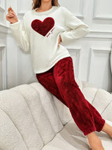 Pyjama en flanelle pour dames avec broderie d'amour