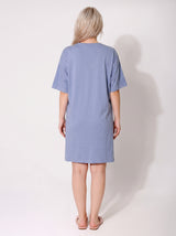 Robe de Nuit Femme Oversize Bleu Lavande à Motif Graphique