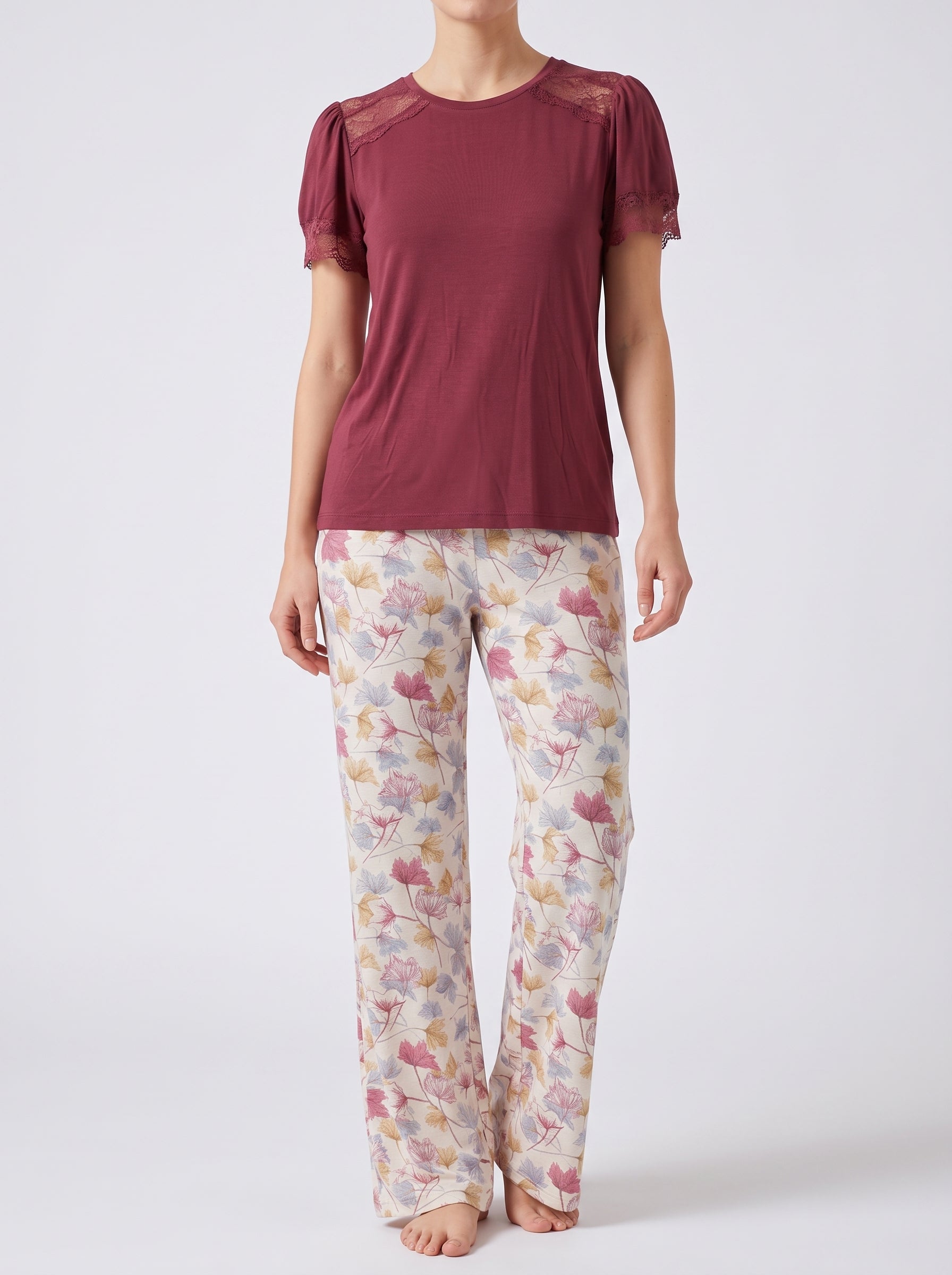 Ensemble Pyjama Femme Bordeaux & Pantalon Floral Blanc