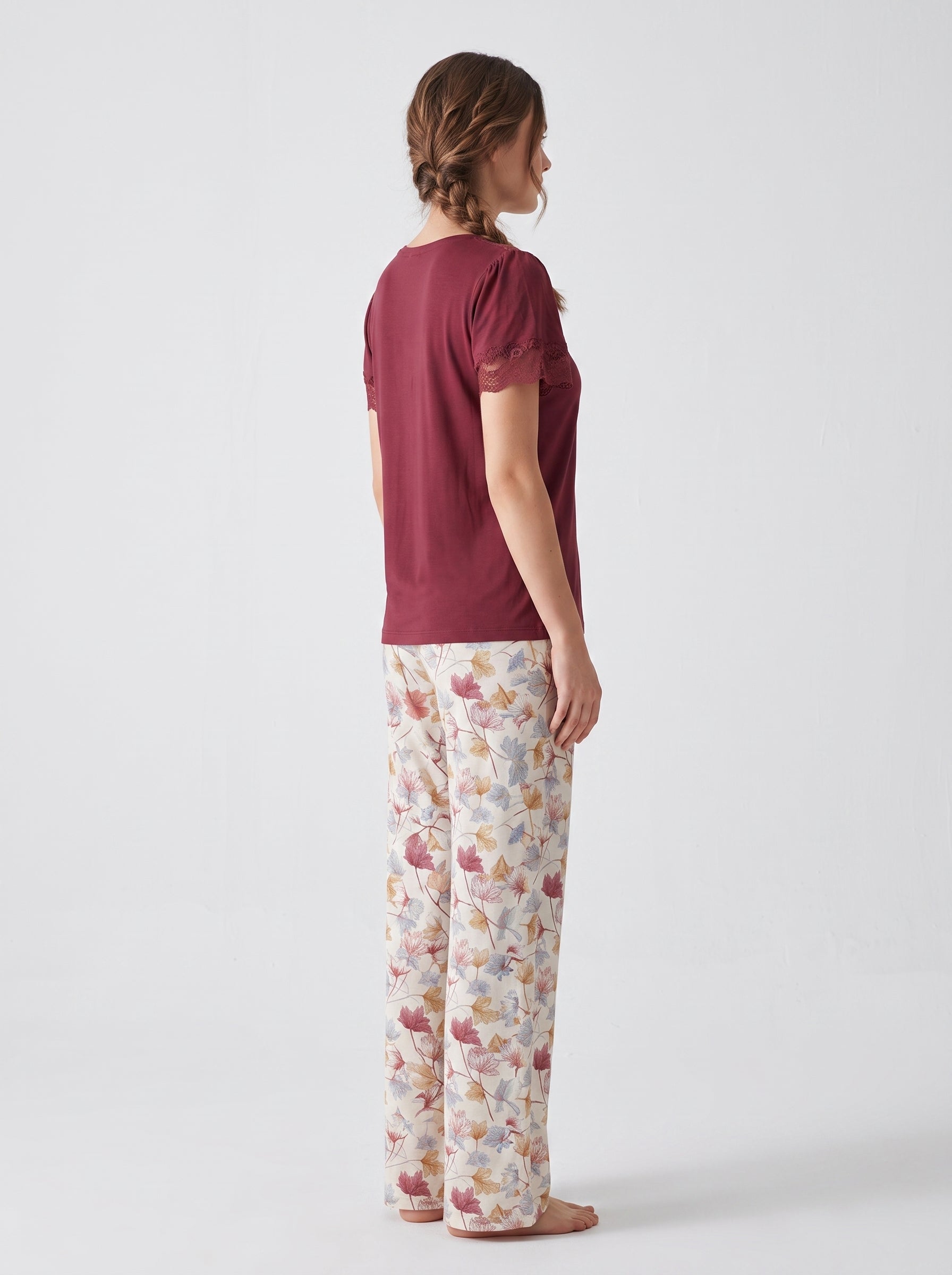 Ensemble Pyjama Femme Bordeaux & Pantalon Floral Blanc