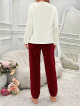 Pyjama en flanelle pour dames avec broderie d'amour