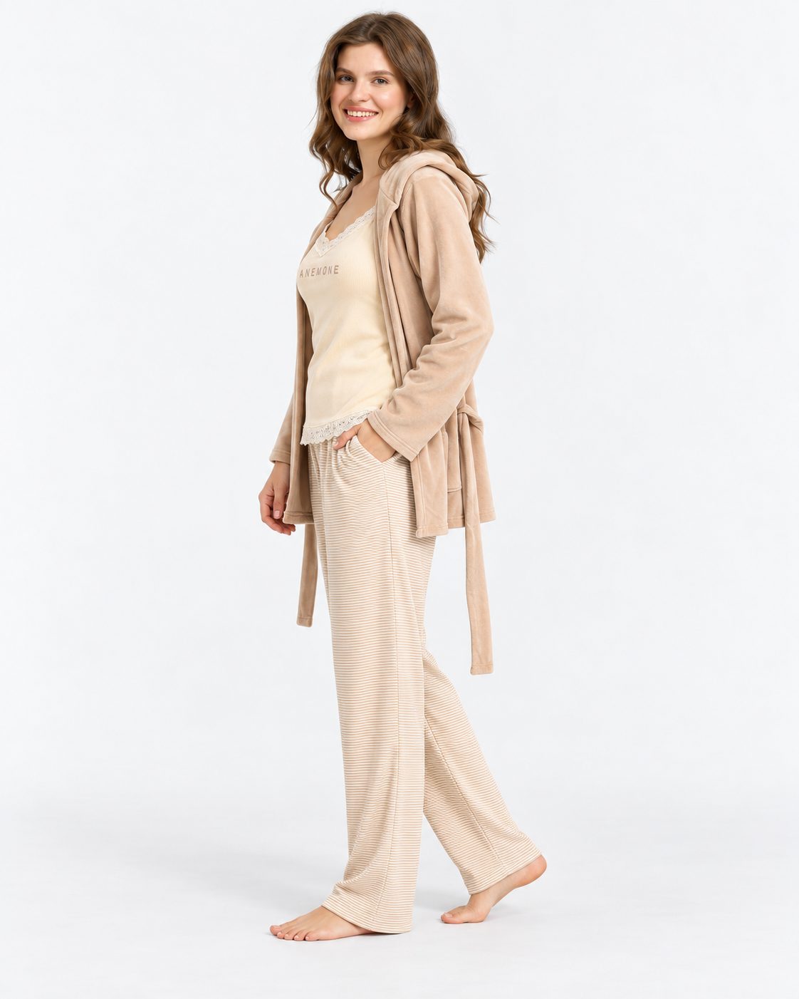 Ensemble Pyjama 3 Pièces Femme Beige – Gilet à Capuche - vue de côté