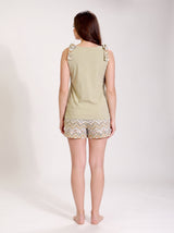 Ensemble Pyjama Femme Bloom Beige à Nouettes & Short Zigzag – détails et finitions, pyjama femme Allure Maroc