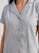 Ensemble Pyjama Femme Carreaux Gris - Chemise & Short – détails et finitions, pyjama femme Allure Maroc