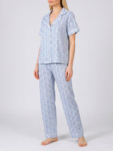 Ensemble Pyjama Femme Chemise Florale Bleu Ciel & Pantalon – présentation du modèle, pyjama femme Allure Maroc