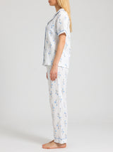 Ensemble Pyjama Femme Floral Bleu sur Blanc - Chemise & Pantalon – coupe et style, pyjama femme Allure Maroc