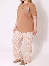 Ensemble Pyjama Femme Grande Taille Caramel & Pantalon Fleuri – vue principale, pyjama femme Allure Maroc