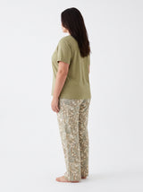Ensemble Pyjama Femme Grande Taille Sauge & Pantalon Floral Beige – coupe et style, pyjama femme Allure Maroc