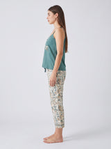 Ensemble Pyjama Femme Sauge Boutonné & Pantacourt Floral – présentation du modèle, pyjama femme Allure Maroc