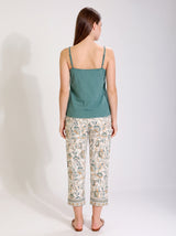 Ensemble Pyjama Femme Sauge Boutonné & Pantacourt Floral – coupe et style, pyjama femme Allure Maroc