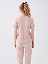 Ensemble Pyjama Femme Two Hearts Rose & Pantalon Rayé – motif et coloris, pyjama femme Allure Maroc